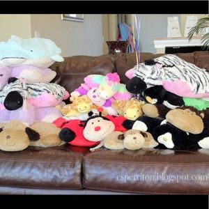 Lot of pillow pets
